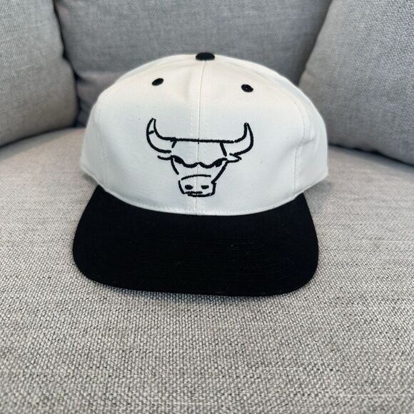 Vintage 90 s Kick10 Chicago Bulls Miller Lite Snapback Hat White Team Issued - Picture 1 of 8